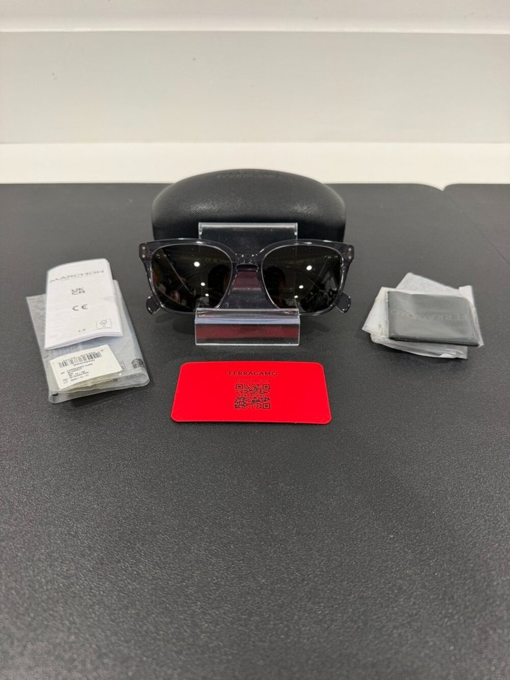 Salvatore Ferragamo Sunglasses Womens (JB1521)